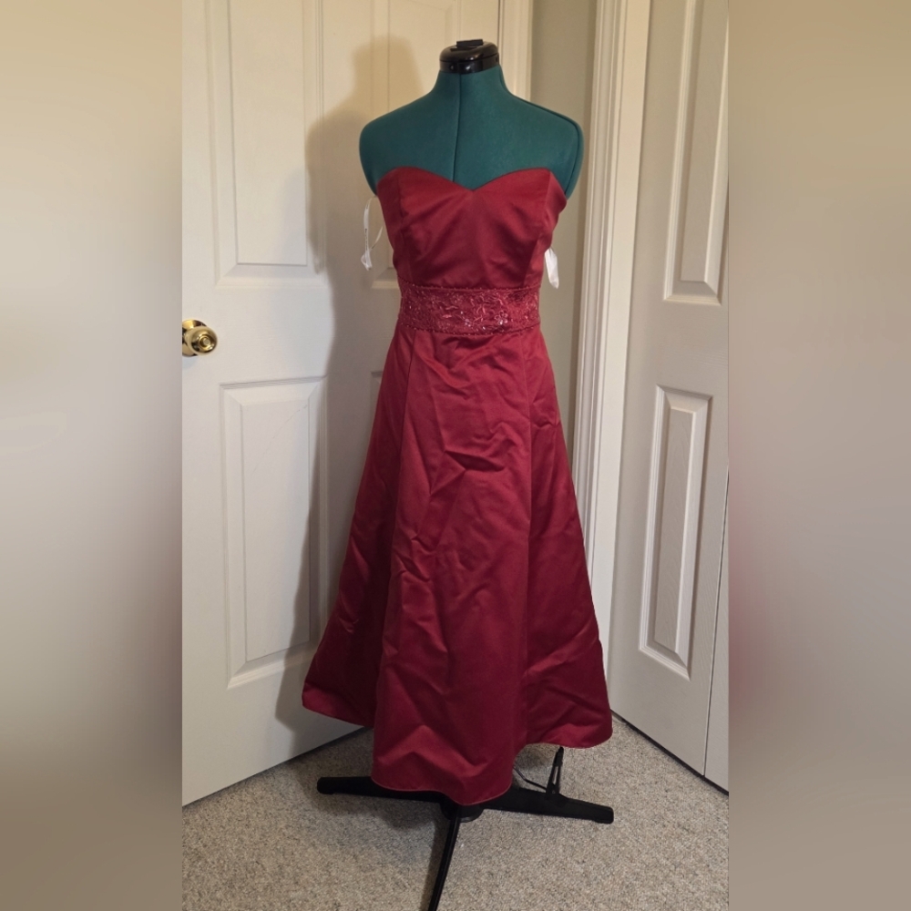 Strapless Wine Red Dress